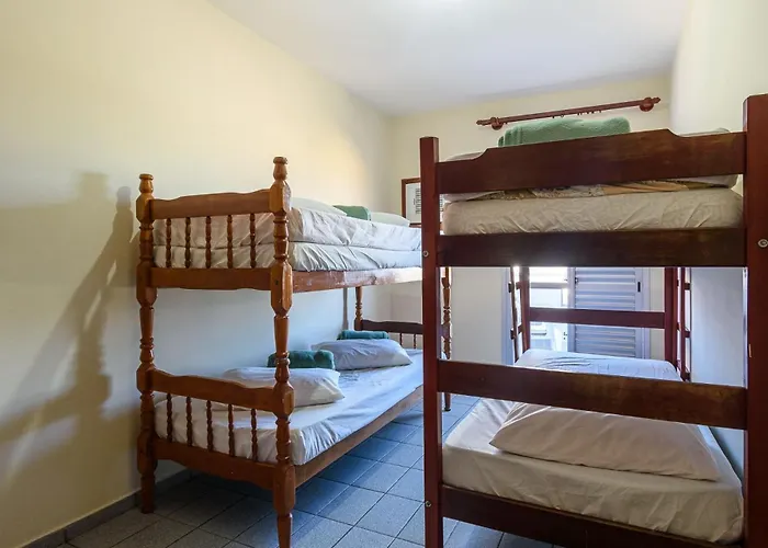 2 Quartos | Garagem | Churrasqueira | 150M Praia Ubatuba
